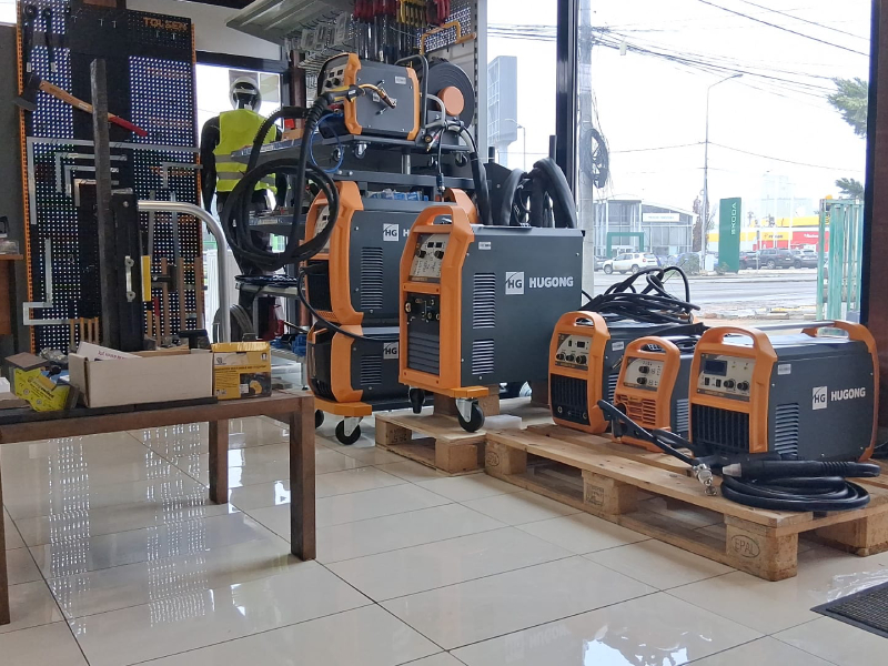 Showroom Pentagon România